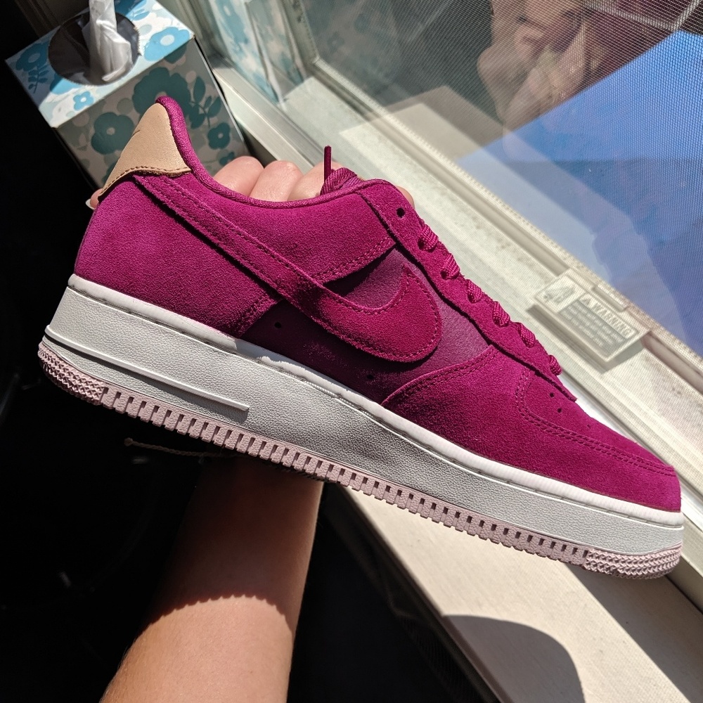 NWT Nike Air Force 1 '07 PRM WMNS Size 8